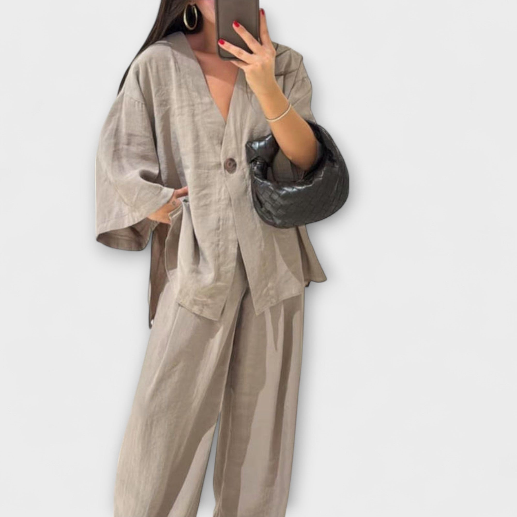 Jacqueline - Casual V-Hals Top og Bukser Duo