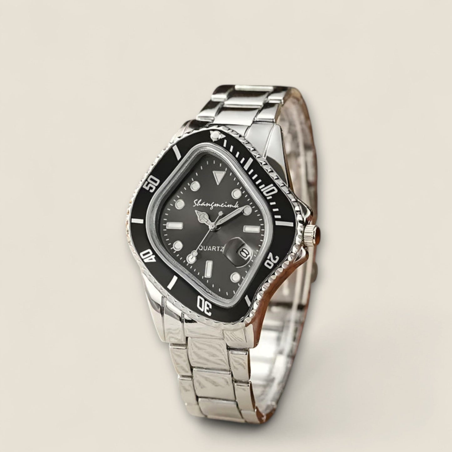 Marcello - Asymmetrisk Kunstnerisk Ur