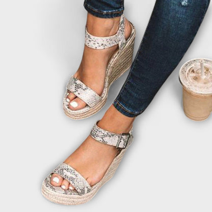 Elizabeth - Stilfulde kvinders sko med bælte