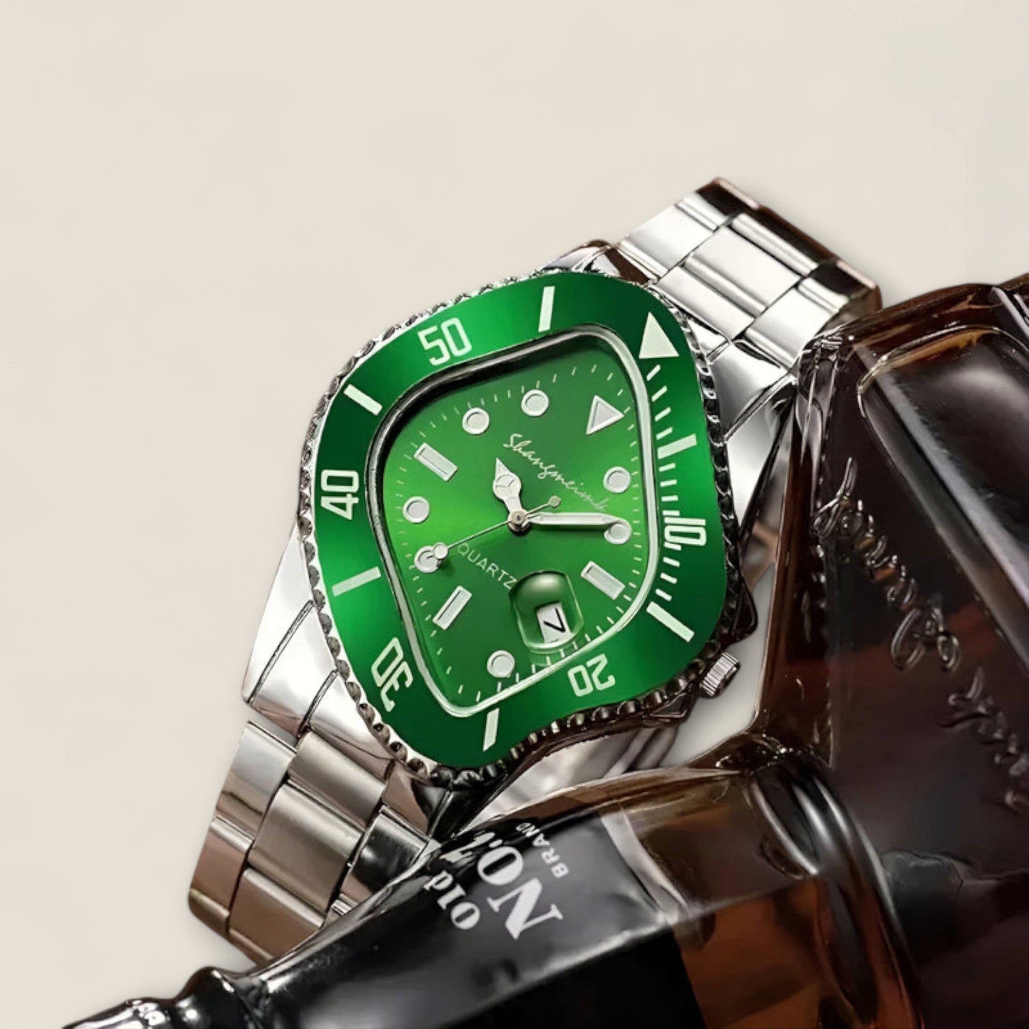 Marcello - Asymmetrisk Kunstnerisk Ur