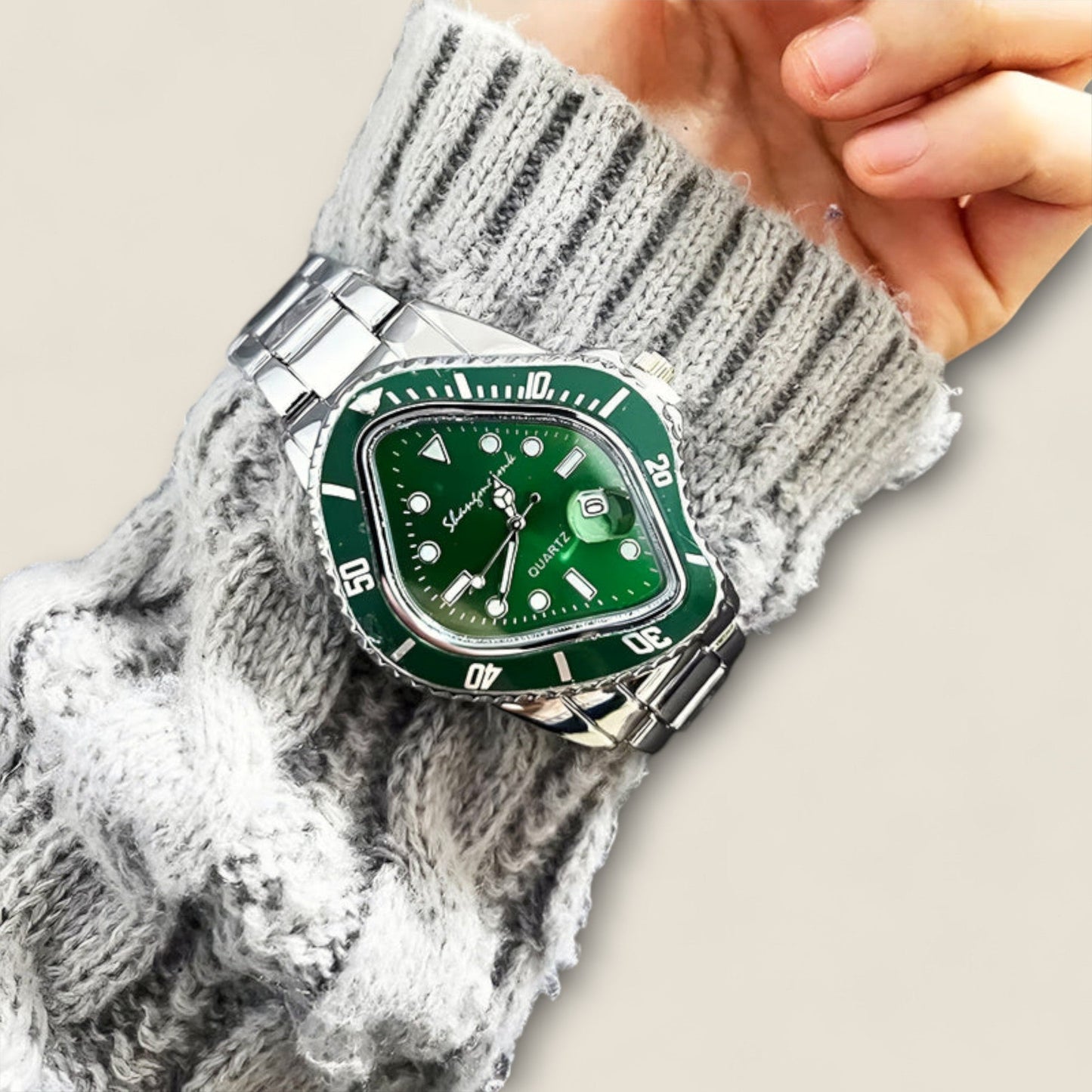 Marcello - Asymmetrisk Kunstnerisk Ur