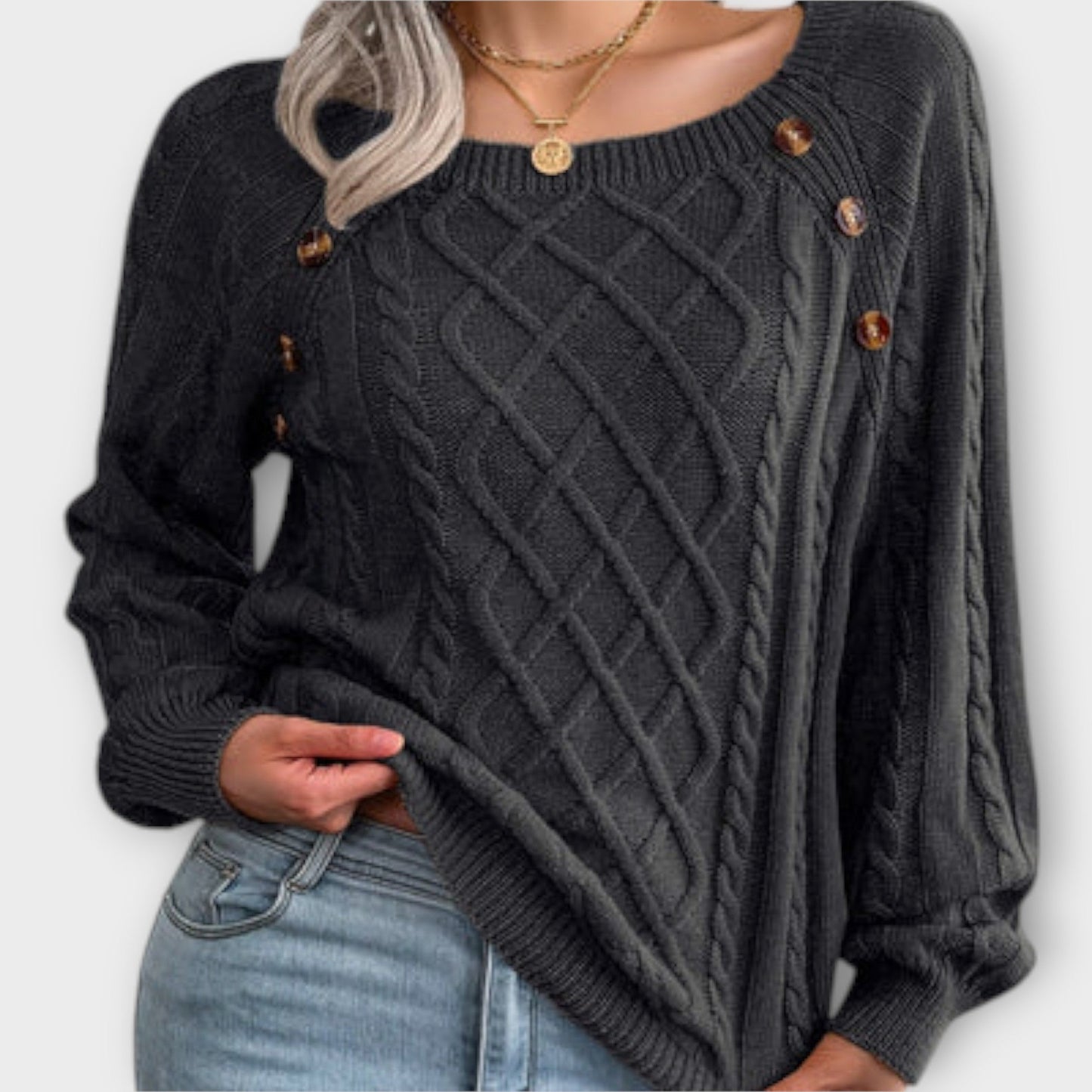 Malia - Strikket Sweater med Knapper